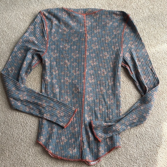 Natural Life Ribbed Top - Picture 6 of 6